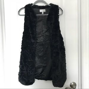 14th & Union black Faux vest